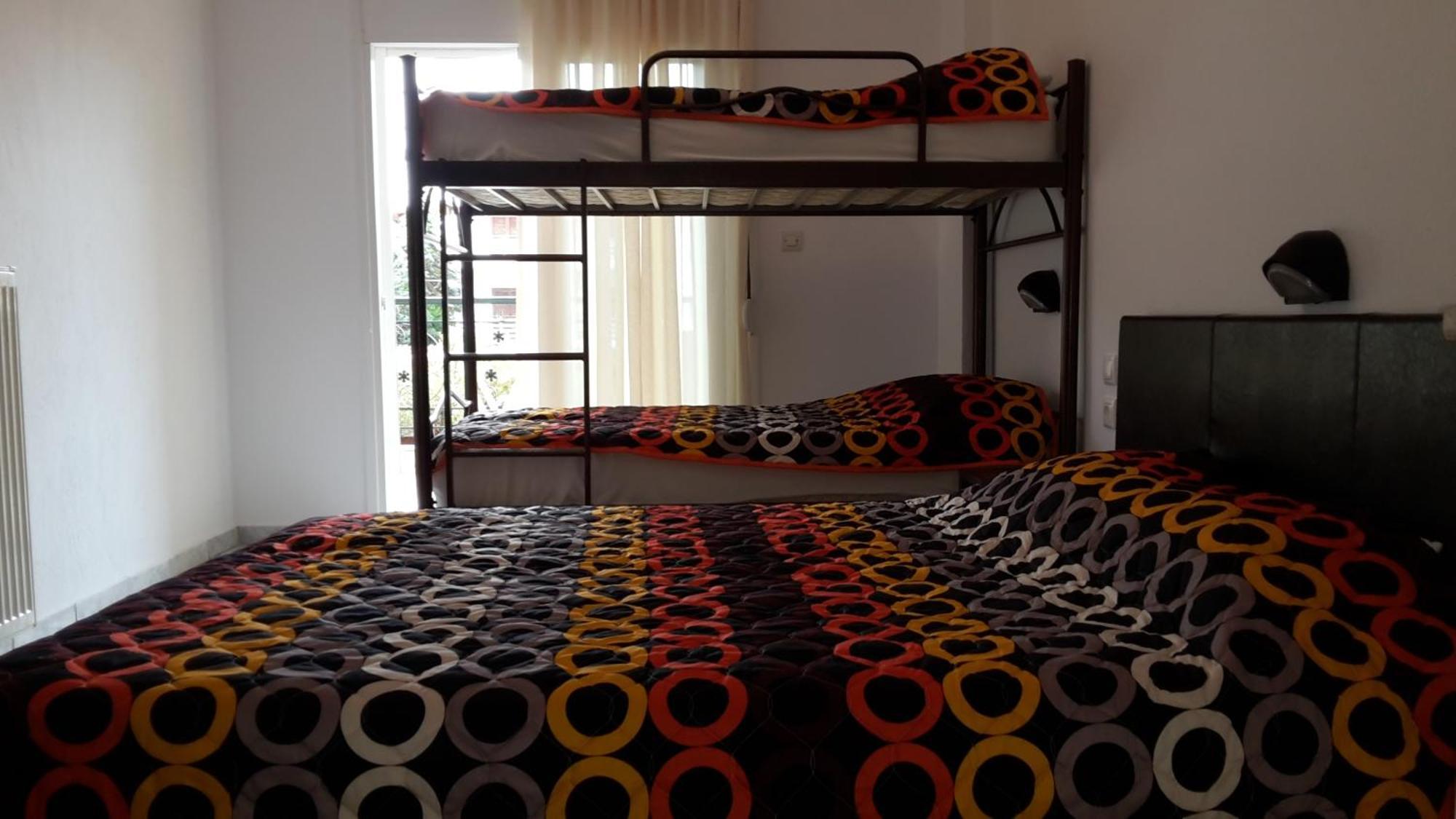 Vicky Rooms Paralia Dionisiou Værelse billede