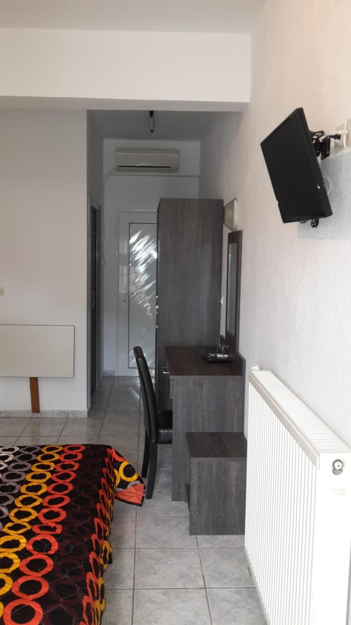 Vicky Rooms Paralia Dionisiou Værelse billede