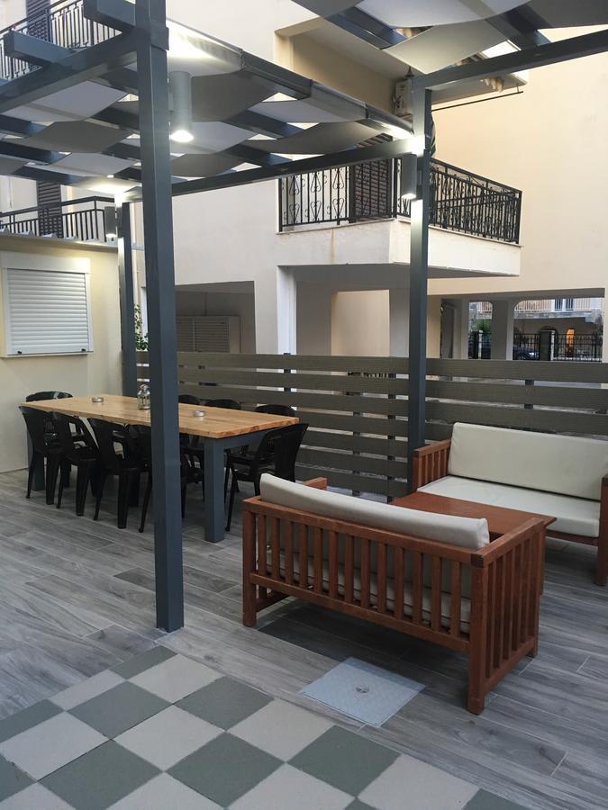 Vicky Rooms Paralia Dionisiou Eksteriør billede