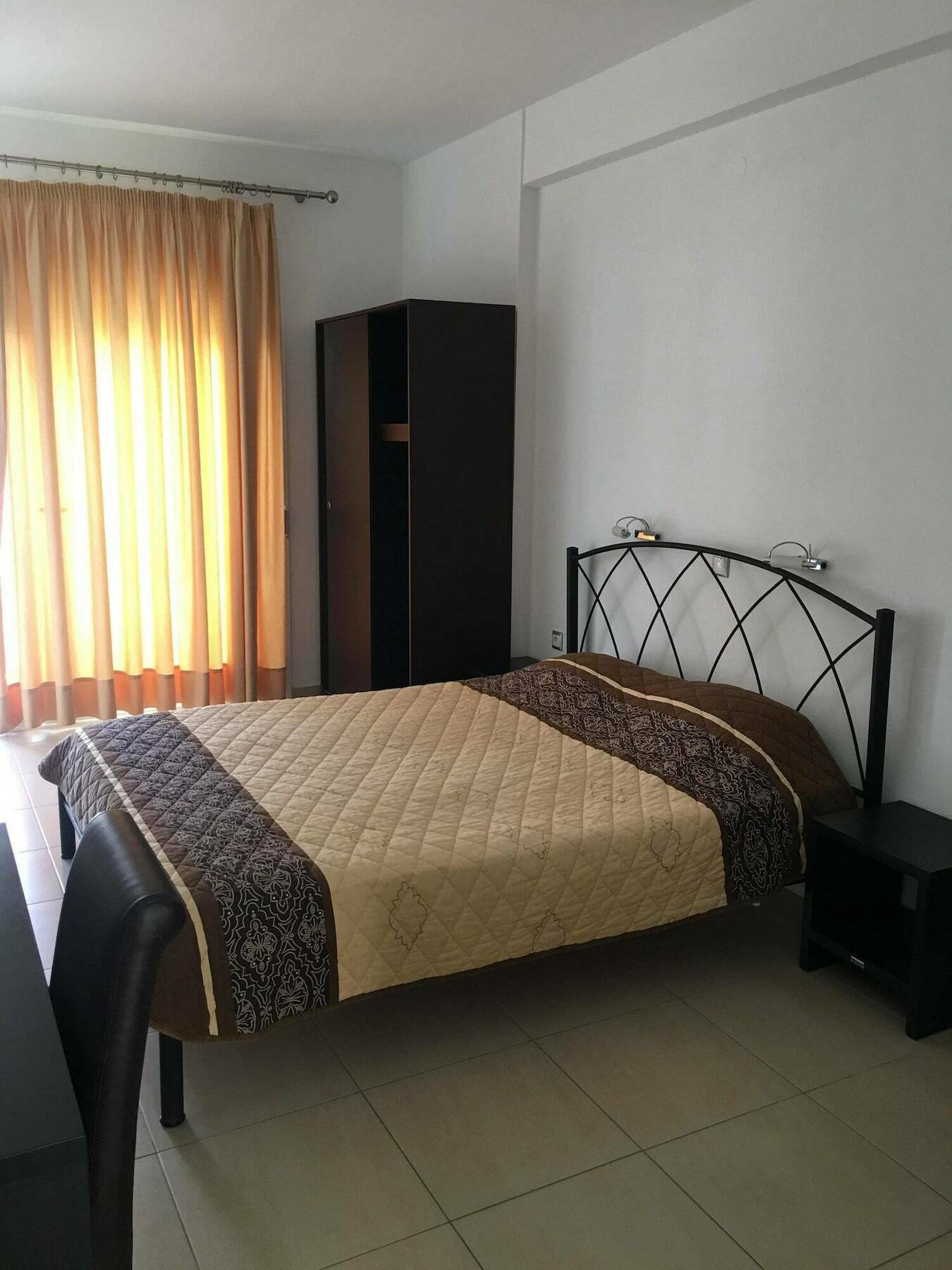 Vicky Rooms Paralia Dionisiou Eksteriør billede